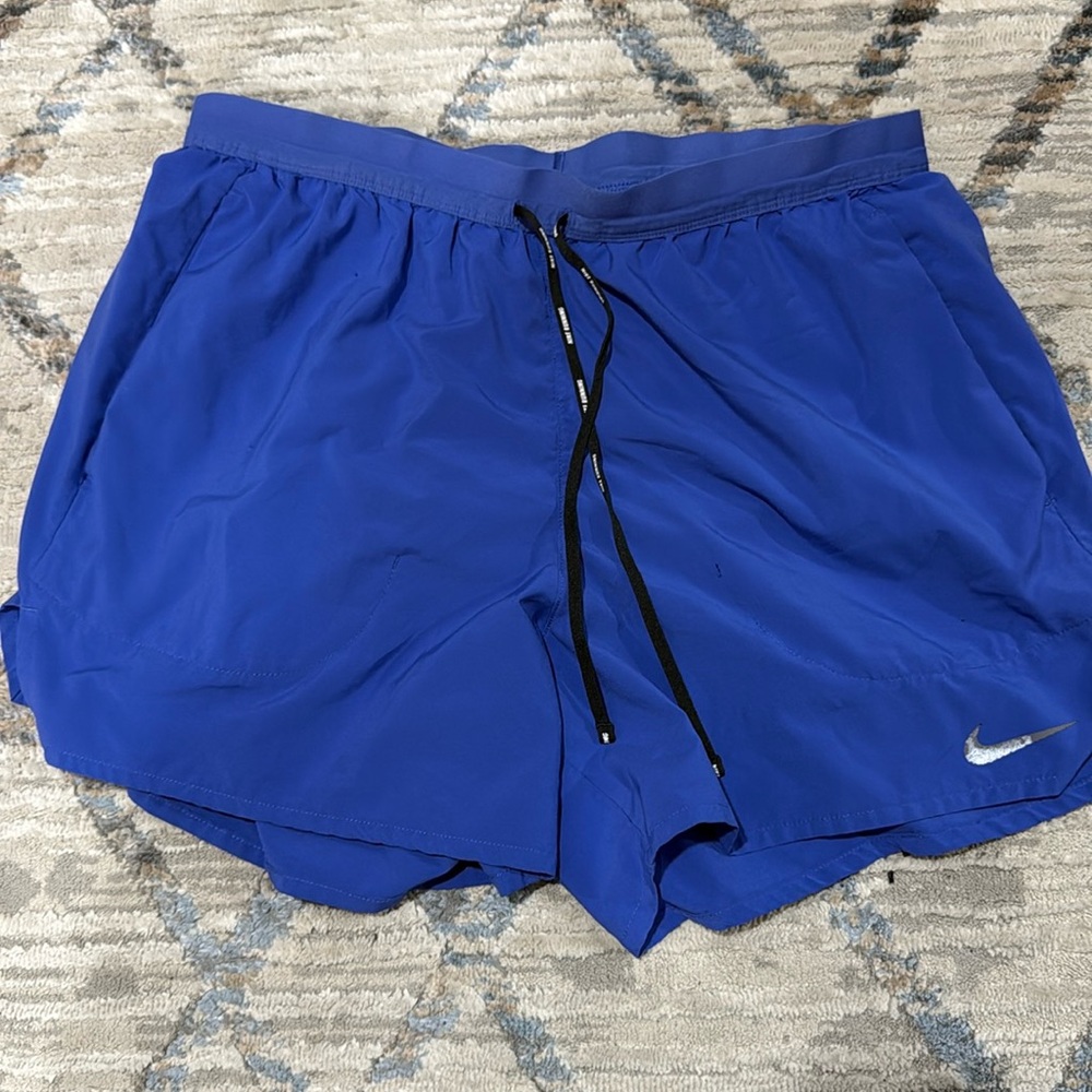 Nike flex stride running short 5”